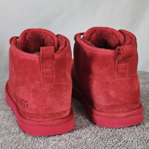 UGG Ribbon Red Neumel Boots – Women’s 9 - Picture 4 of 8